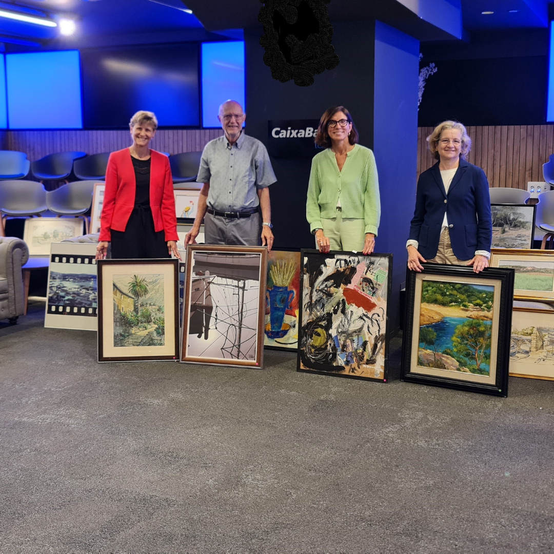 CaixaBank organitza una exposició solidària a favor del Banc dels Aliments